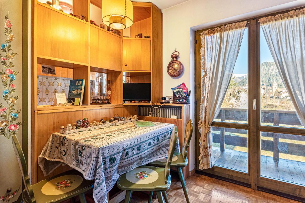 Appartement Ciasa Apelli à Pozza di Fassa Extérieur photo