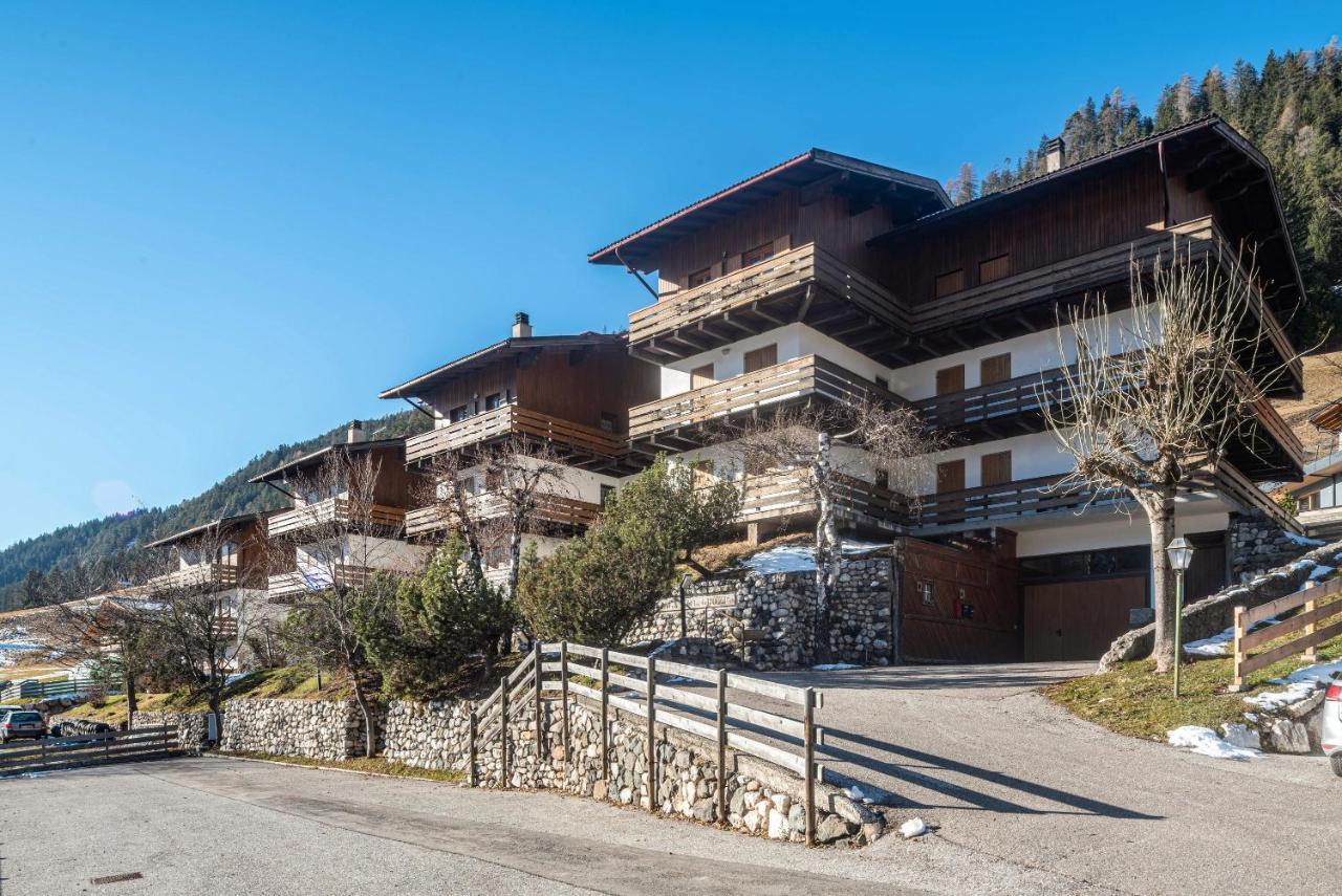 Appartement Ciasa Apelli à Pozza di Fassa Extérieur photo