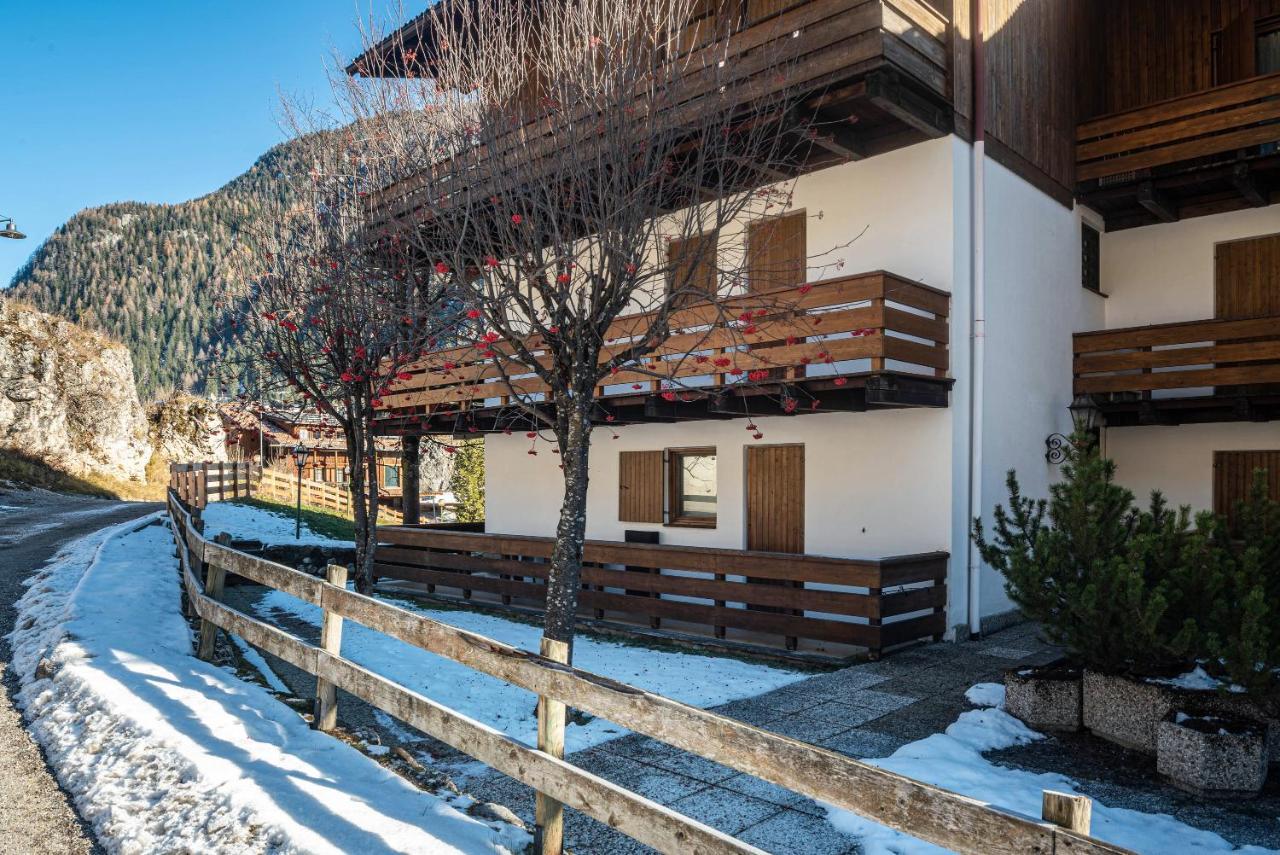 Appartement Ciasa Apelli à Pozza di Fassa Extérieur photo